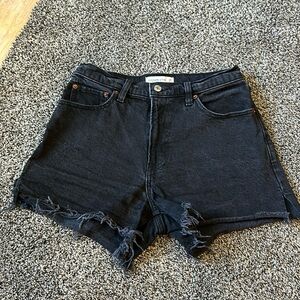 Abercrombie Curve Love High Rise Mom Short Size 28